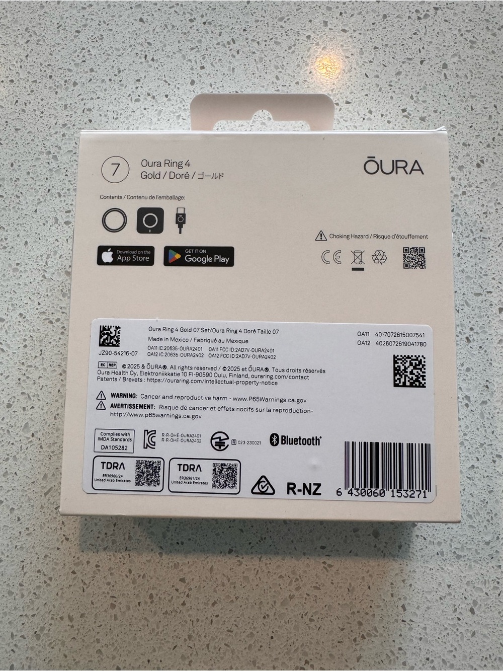 NIB - ŌURA Ring 4 - Gold (Size 7) - Picture 2 of 4